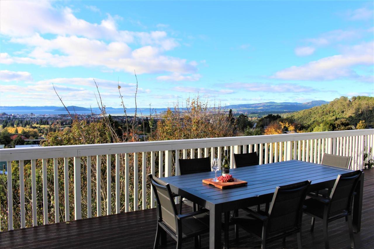 Serenity Views Rotorua Extérieur photo