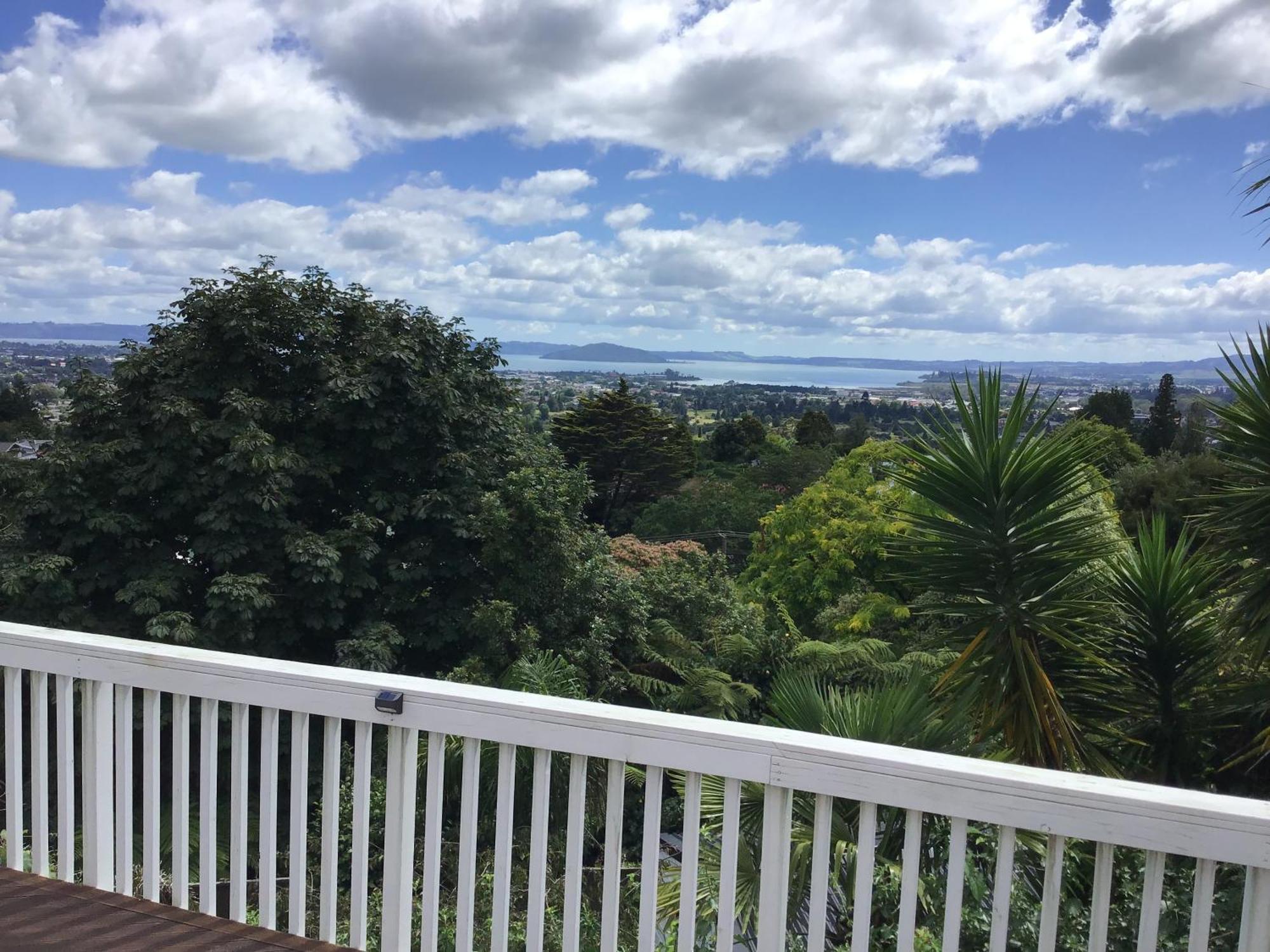 Serenity Views Rotorua Extérieur photo