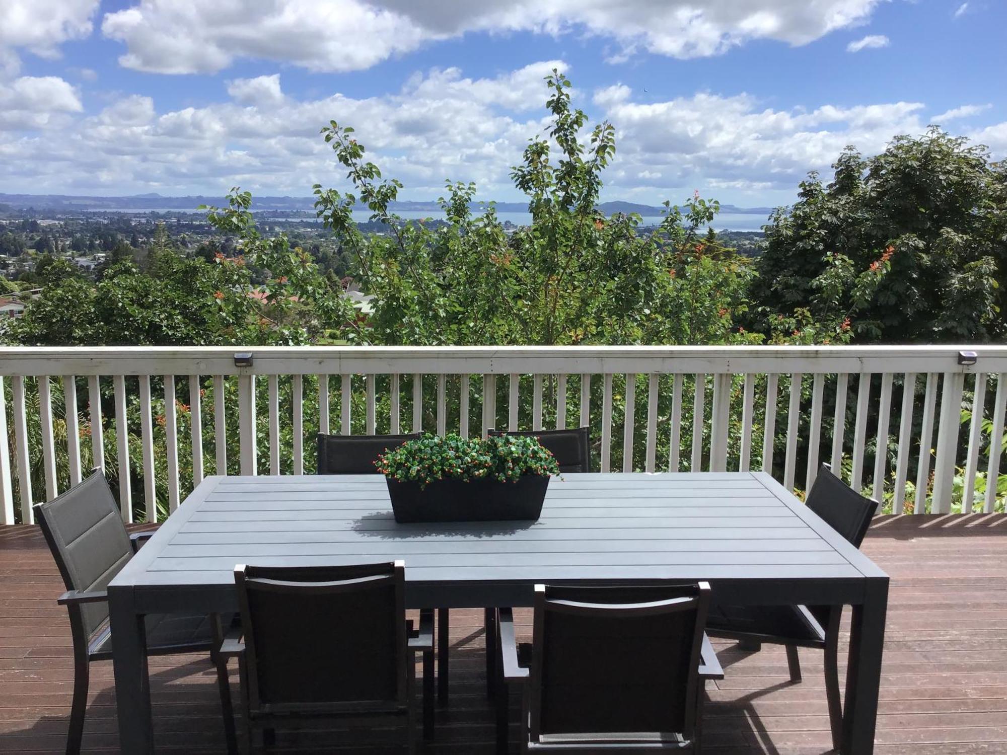Serenity Views Rotorua Extérieur photo